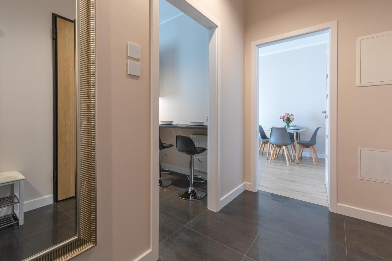 Premium Apartments Plaza Brzezno กดัญสก์ ภายนอก รูปภาพ