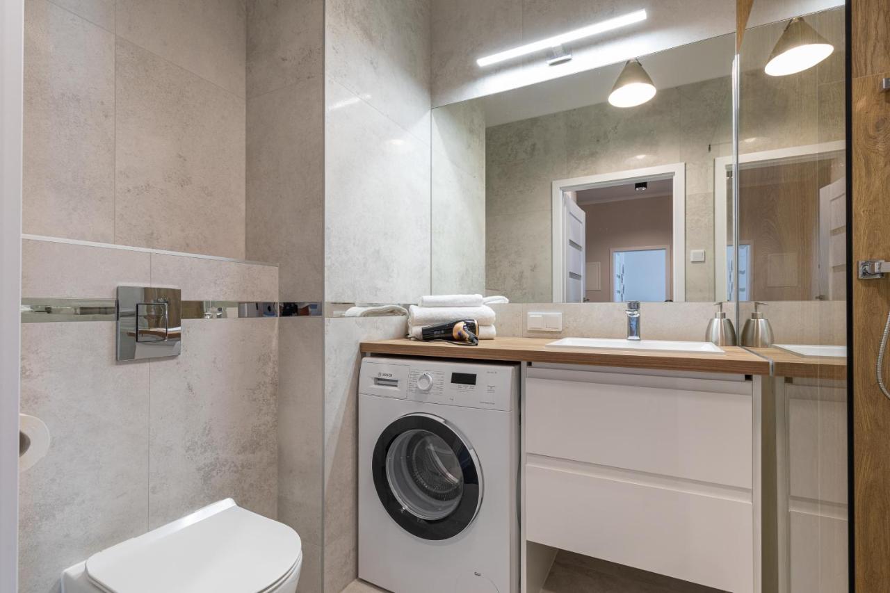 Premium Apartments Plaza Brzezno กดัญสก์ ภายนอก รูปภาพ